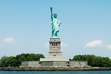 美國紐波特機場三字代碼(NWH),紐波特機場(Parlin Field Airport)四字碼,美國機場三字碼查詢